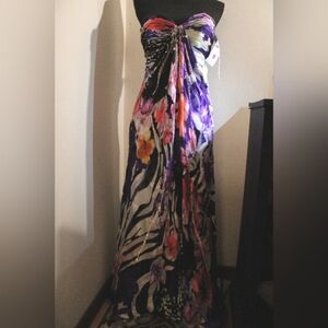 Elegant Floral Strapless Dress